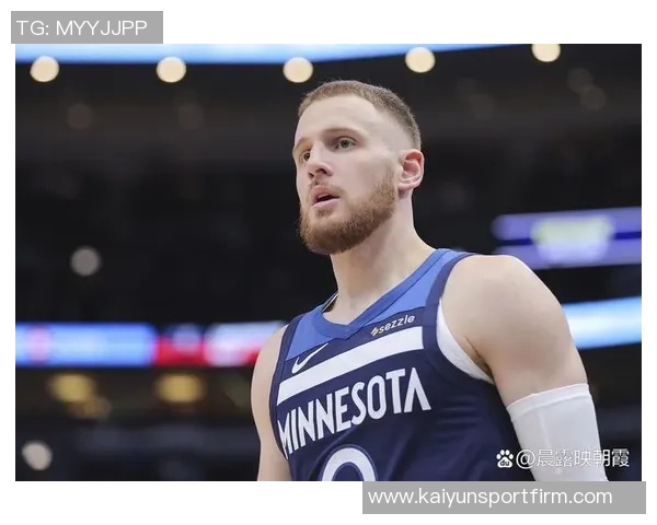 迪文岑佐与里德三分球表现不佳却携手贡献21分展现默契配合