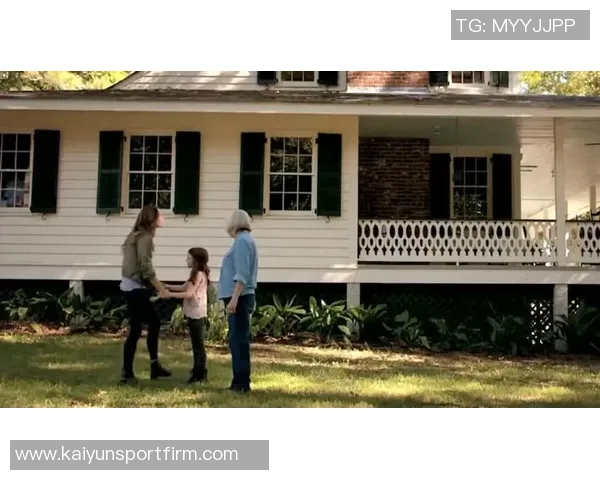 埃斯特旺与家人共同搬入新居，告别酒店生活开启新篇章