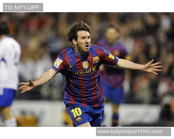 梅西夜游诺坎普并非竞选目的只是回家探亲之行