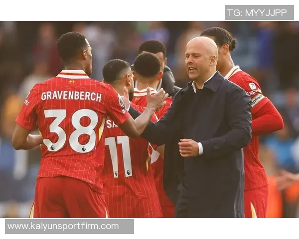 福勒批评红军引援策略称不适合斯洛特已无缘英超冠军争夺 福勒批评红军引援策略称不适合斯洛特已无缘英超冠军争夺