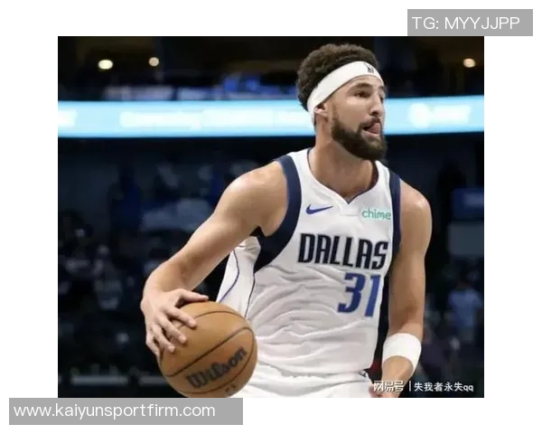 克莱汤普森生涯达成17000分里程碑临时总经理芬利亲自赠送比赛用球