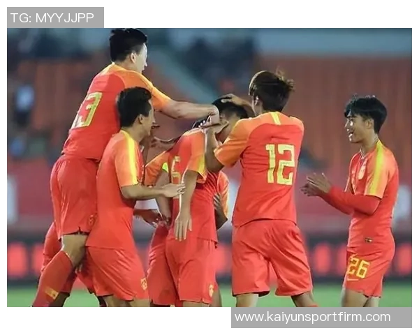 国足海外拉练或将采用双后腰战术球员位置与俱乐部基本一致