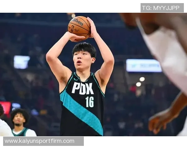 美媒体人称杨瀚森虽上场不多却深受喜爱类似当年白曼巴的魅力引人瞩目